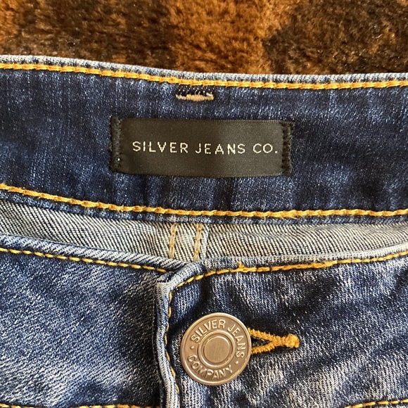 Ricki’s Silver Jeans Co Avery High Rise Straight Leg 34x29 - Picture 3 of 7